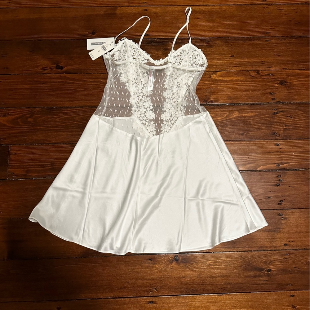 Flora Nikrooz showstopper Chemise - Picture 2 of 6